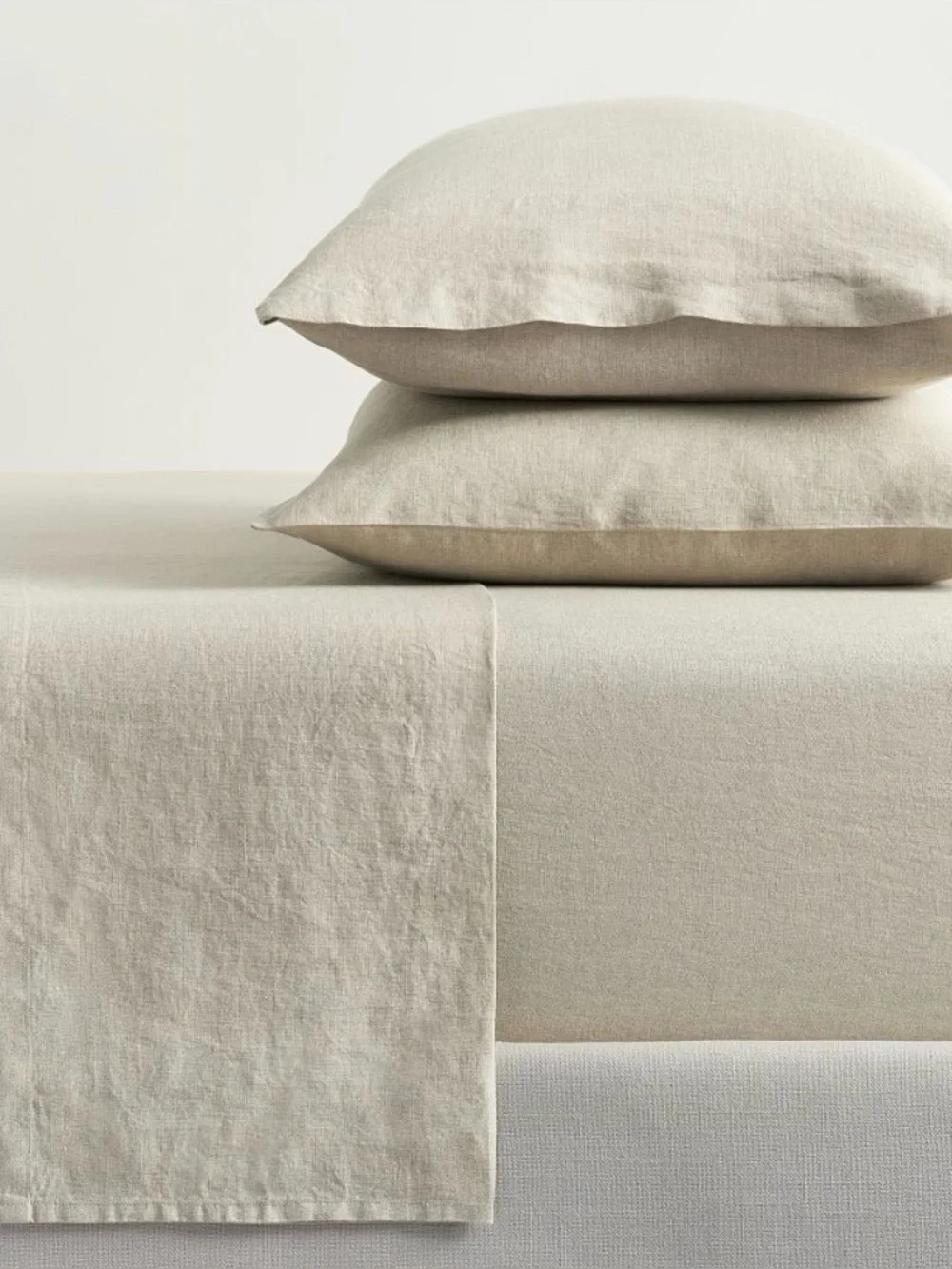 Pottery Barn Belgian Flax Linen Classic Fitted Sheet Light Tan Khaki Queen
